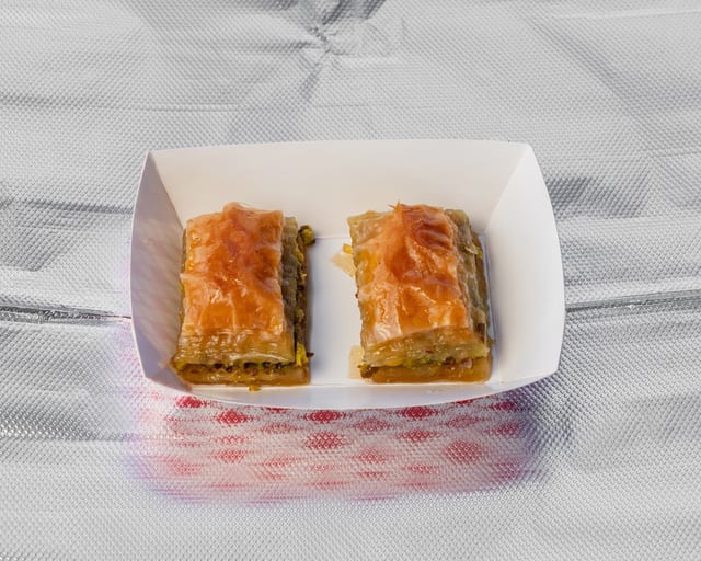 Pistachio Baklava (2 Pcs).
